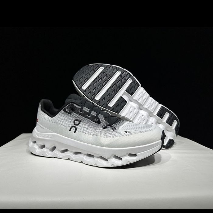 Кроссовки On Cloud Tilt