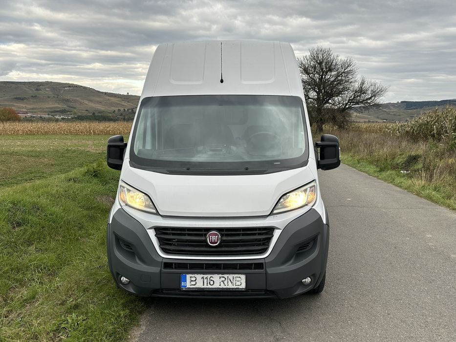 Vand autoutilitara Fiat Ducato - pret cu TVA inclus