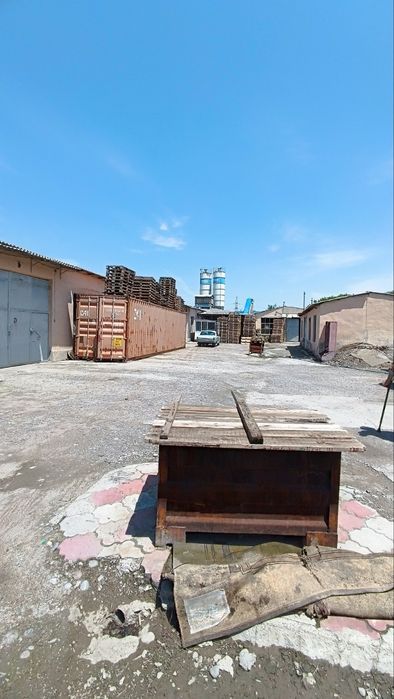 Срочно! Продаётся 25.53 соток Узгариш складской помещение