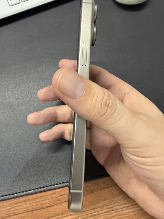 iPhone 15 ProMax silver