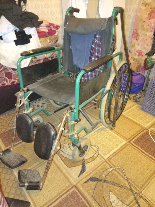 Инволидная коляска