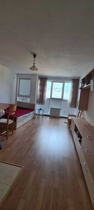 Дава се под наем Едностаен апартамент в София, Полигона - 33 кв.м за 357 € - Снимка #2