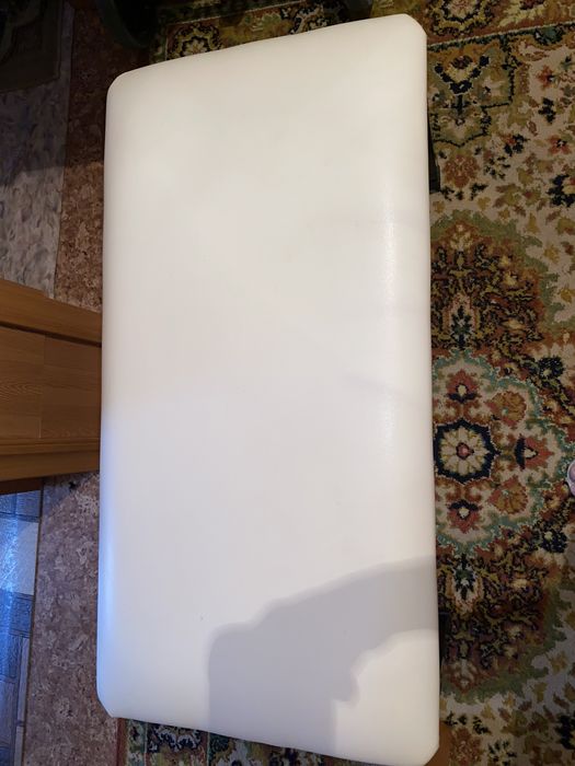 Пуфик белый новый