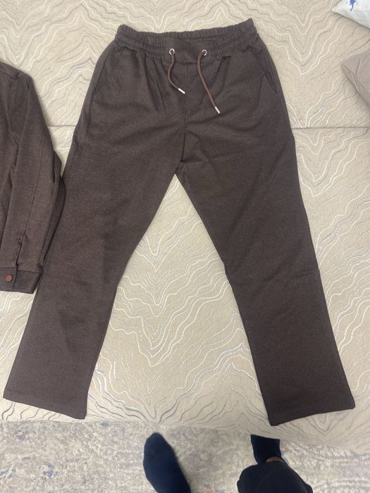 Спортивныи кастюм