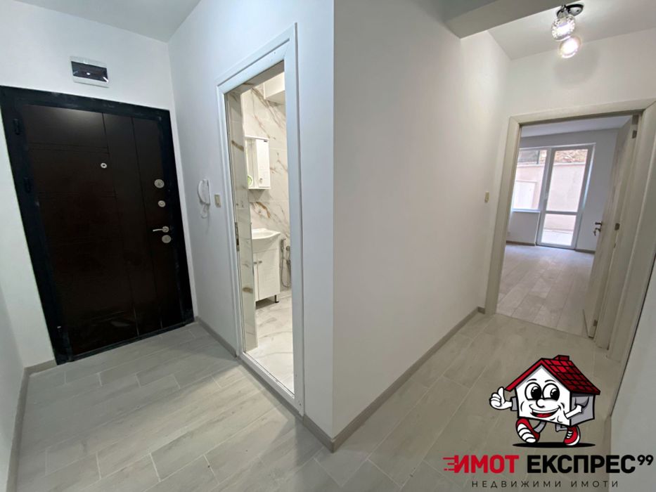 Дава се под наем Тристаен апартамент в Асеновград - 90 кв.м за 306 € - Снимка #7