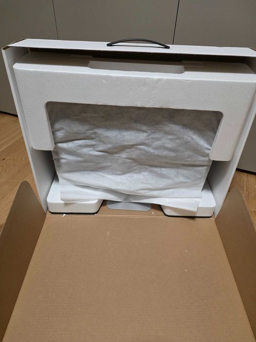 iMac 21.5 inch Retina 4K Display i5 8GB mem 1TB Fusion Drive an 2019