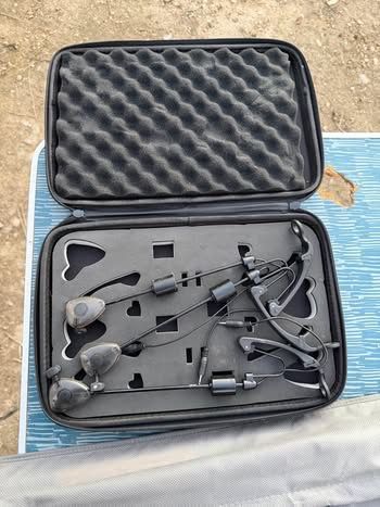 Vând set complet pentru pescuit la crap