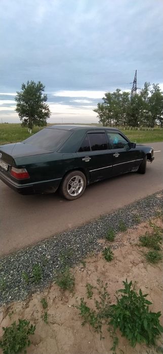 Продам Мерседес 124