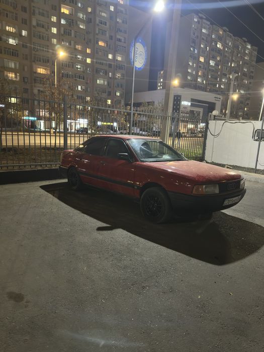 Продается Ауди 80 б4 1992 года