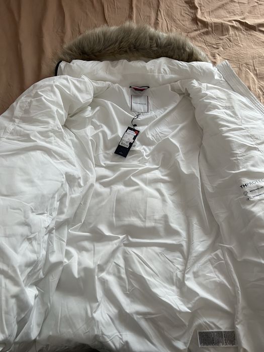 Пуховик Tommy Hilfiger