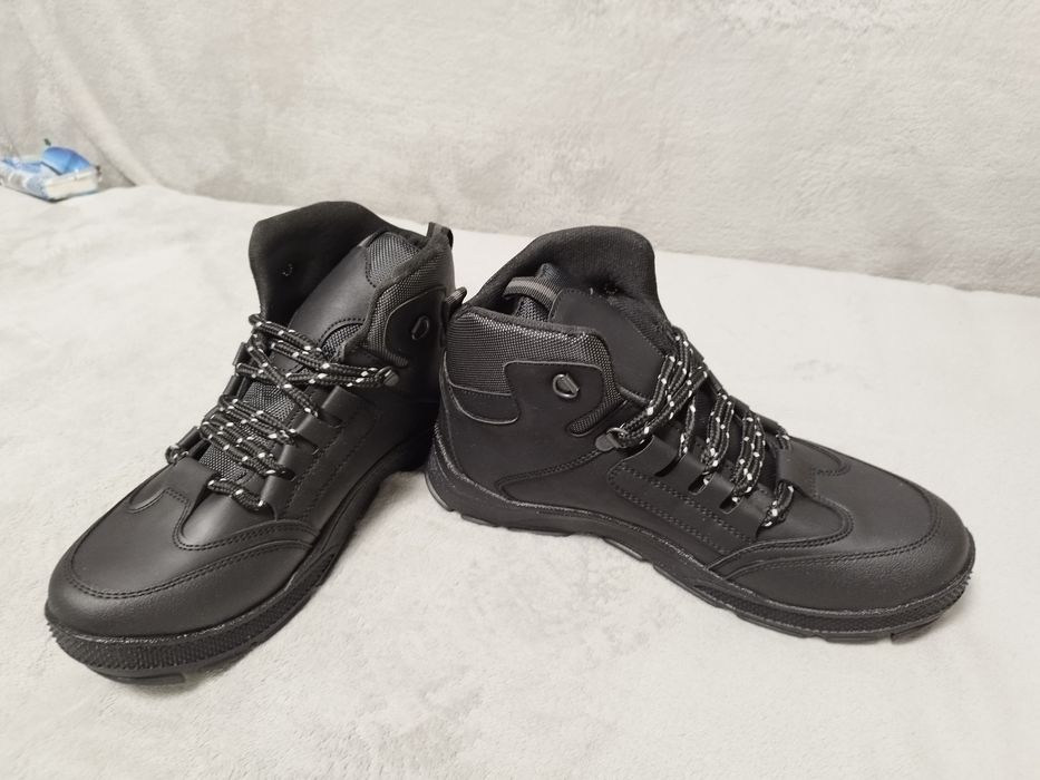 Vând ghete bărbați 42