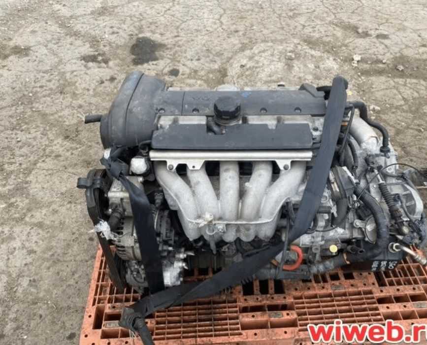 Двигатель B5244S б/у