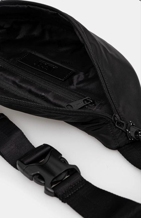 Чанта за кръст Diesel D-PACK D-PACK BELTBAG X belt b