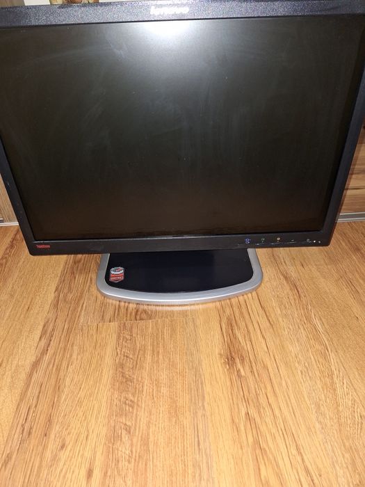 Монитор Lenovo нов