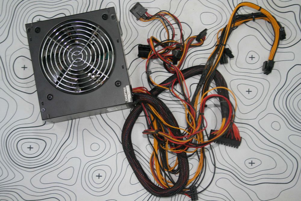 Блок Питания ChiefTec 600Wt