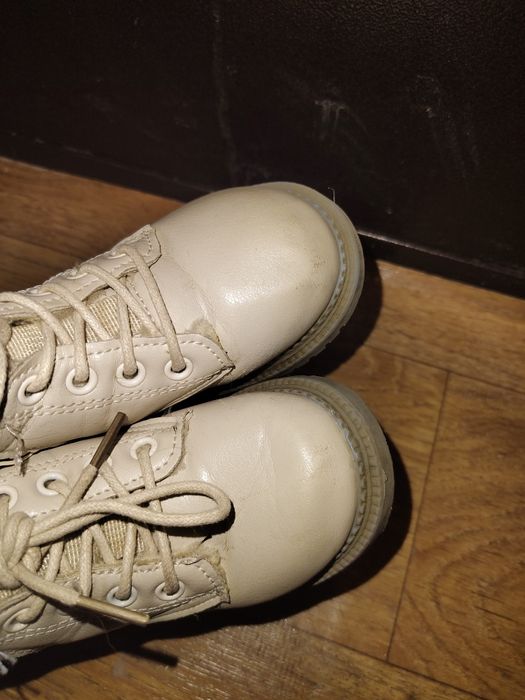 Продам детские ботинки демисезон