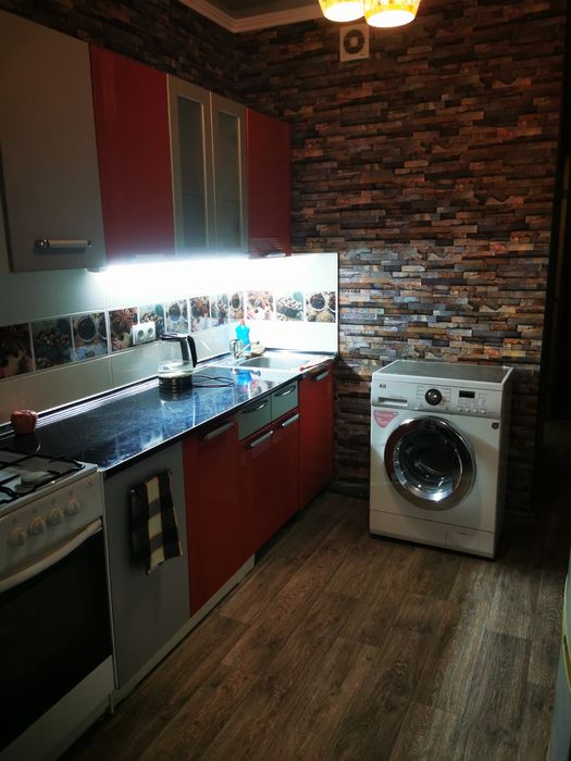 Посуточно 2х комн. 12 мкр. 2 эт