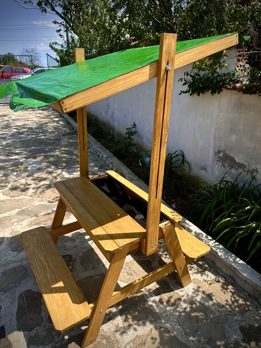 Детска масичка с пейка и пясъчник