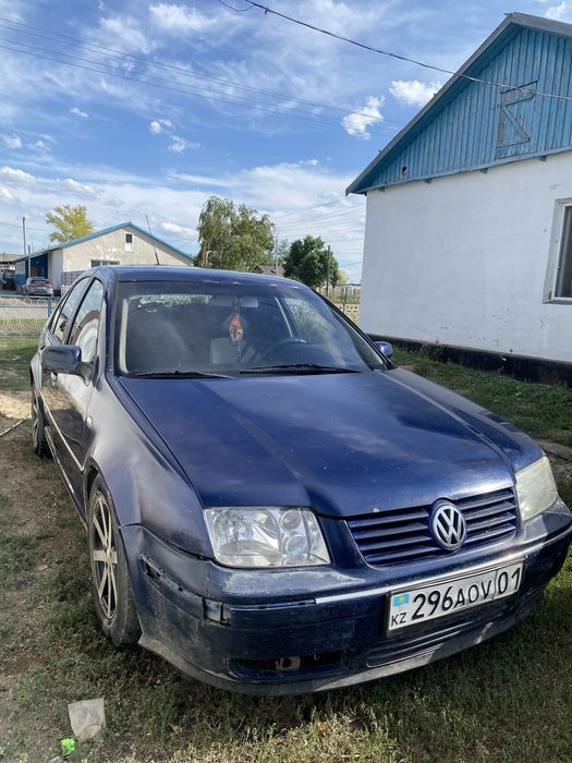 Продам машину 2004  года