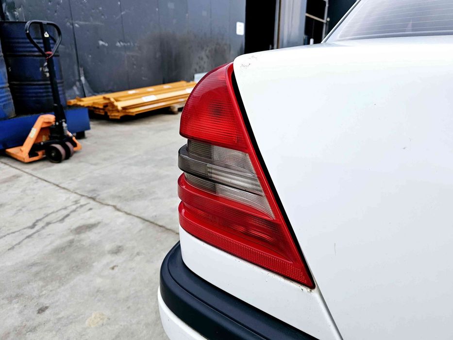 Stop aripa stanga Mercedes Clasa C (W202) [Fabr 1993-2000] OEM