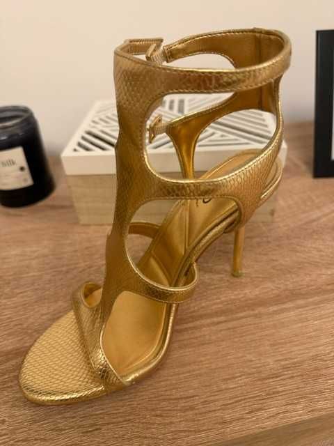 Sandale aurii Aldo