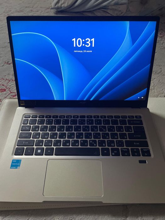Acer ноутбук , intel pentium