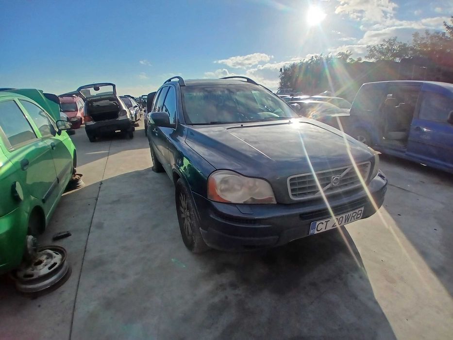 Dezmembram volvo xc 90