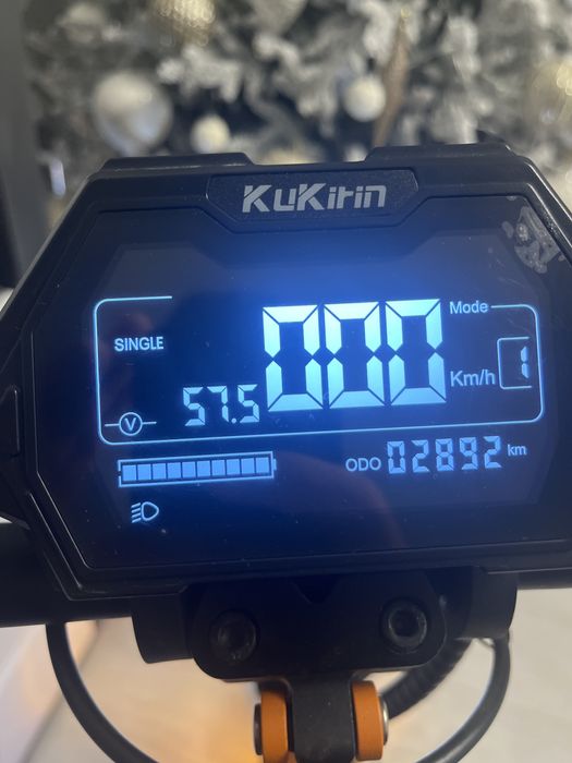 Kukirin g2 master cu frana hidraulica pe fata