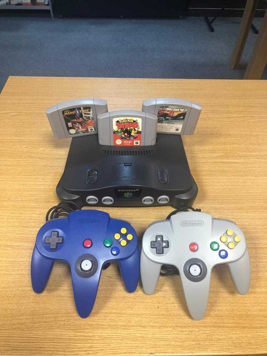 Consola Nintendo 64 + 2x Controller + 3x Jocuri | UsedProducts.Ro