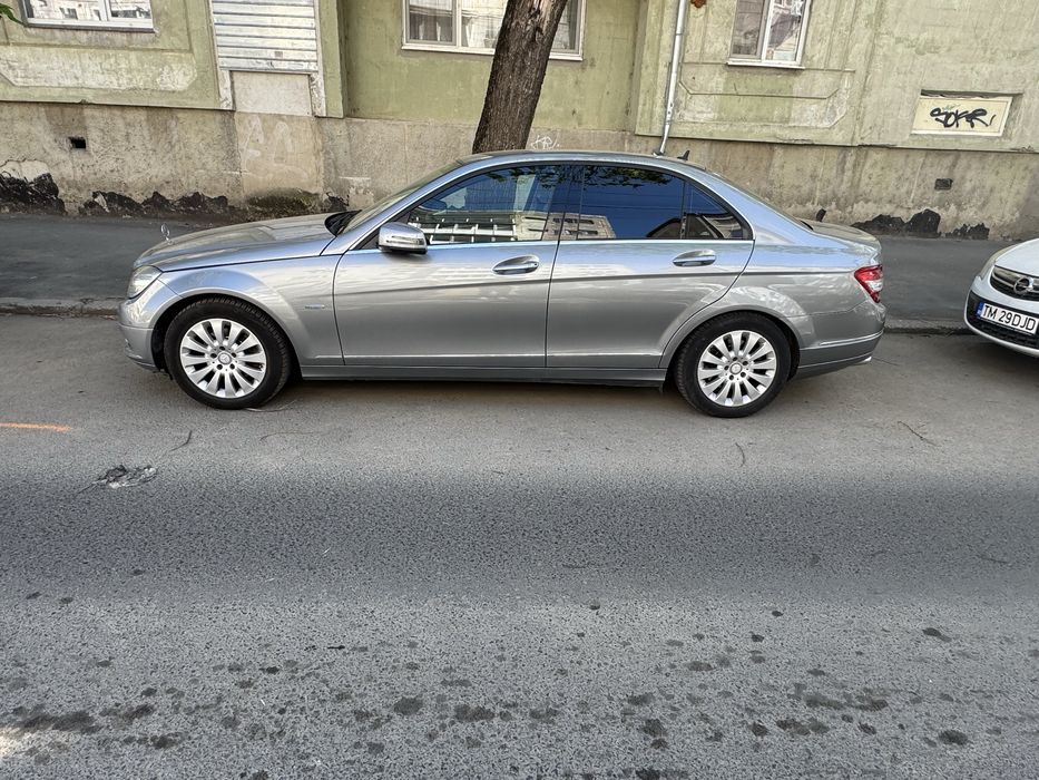 MERCEDES-BENZ C-Class 2010