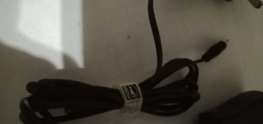 Продам разные зарядки кабели