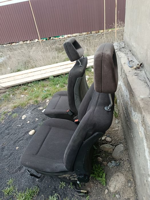 Сидение на ауди 100 с3
