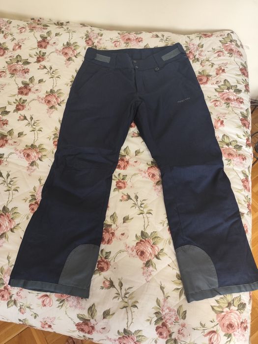 Продавам панталон ARCTIX