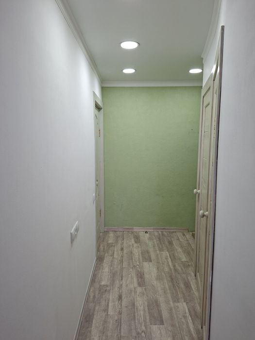 Продаётся 2-ком квартира.  7 мкр.