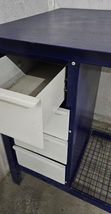 Верстак металический слесарный