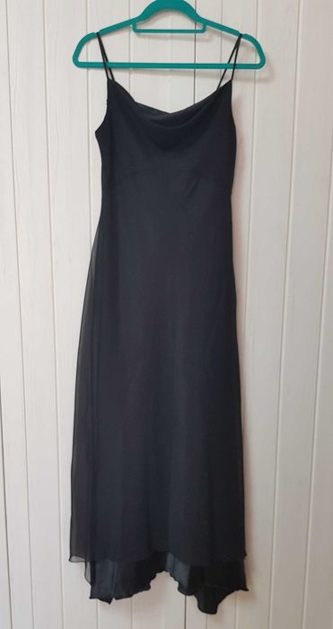 Rochie tripluvoal neagră Yessica (C&A)