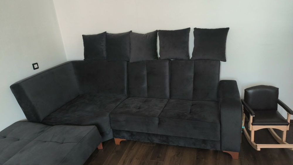Coltar living extensibil ca nou