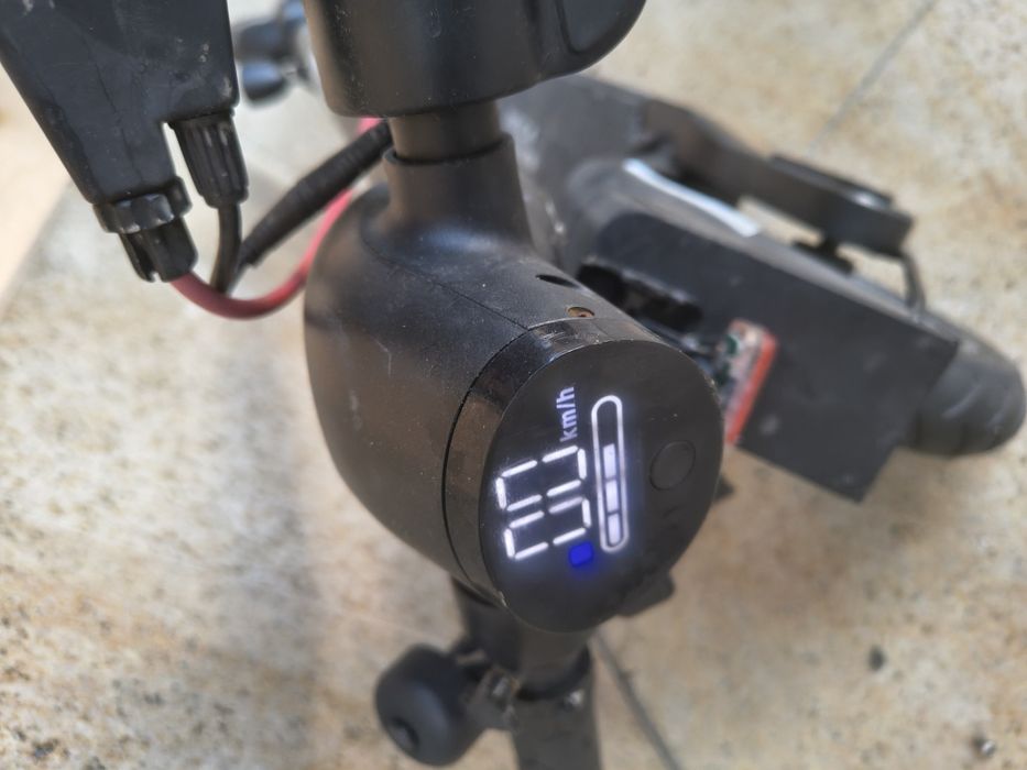 Trotineta electrica mega motion m5  600ron fara incarcator