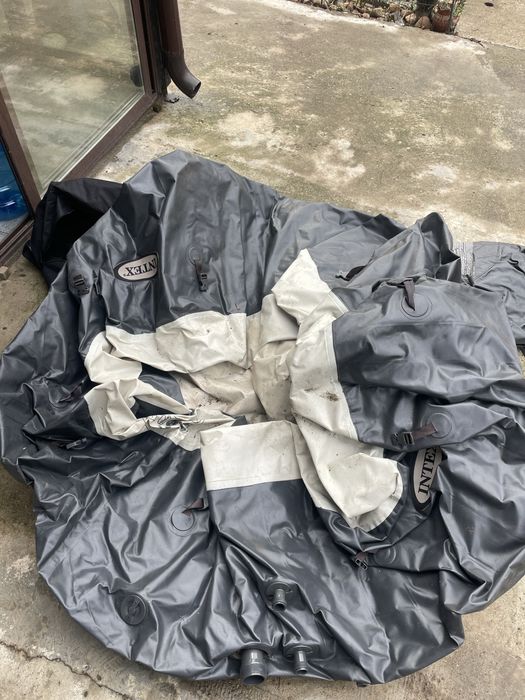 Продавам надуваемо джакузи Intex