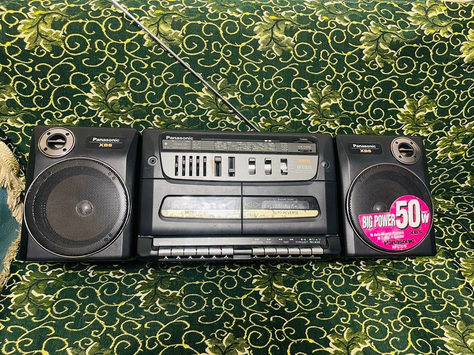 Магнитофон двухкасетный