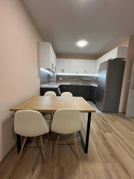 Продава се Двустаен апартамент в Пловдив, Съдийски - 67 кв.м за 2732 €/кв.м - Снимка #2