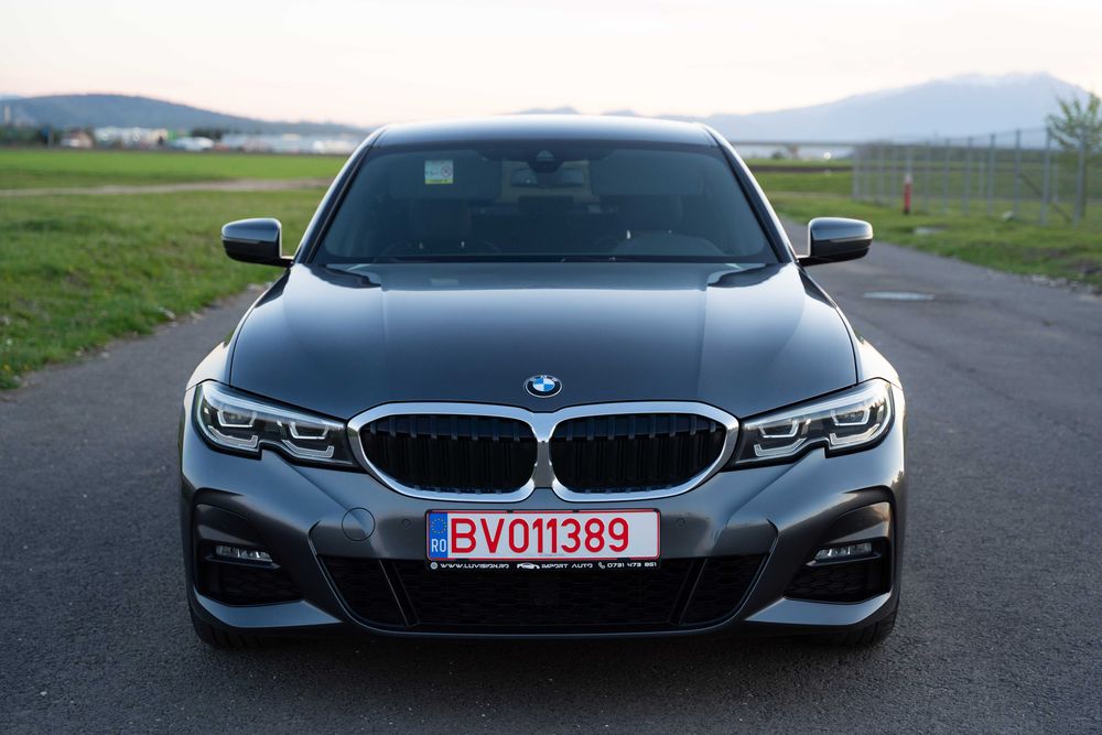 BMW Seria 3 330e M-Sport 292cp LED Adaptiv Frane M Piele Hi-Fi Ceasuri digitale