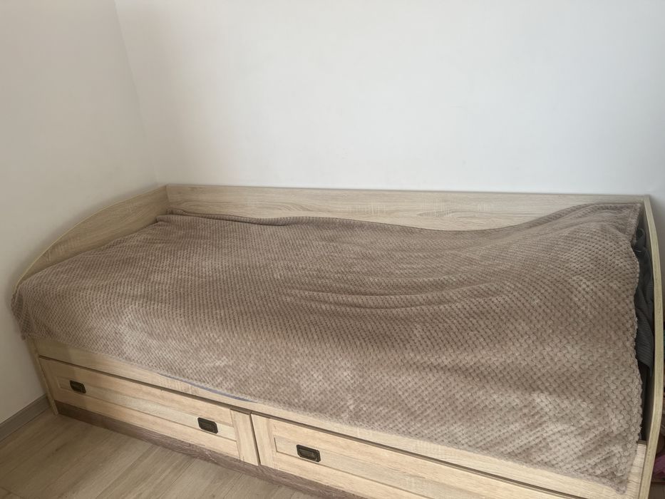 Продам кровать срочно