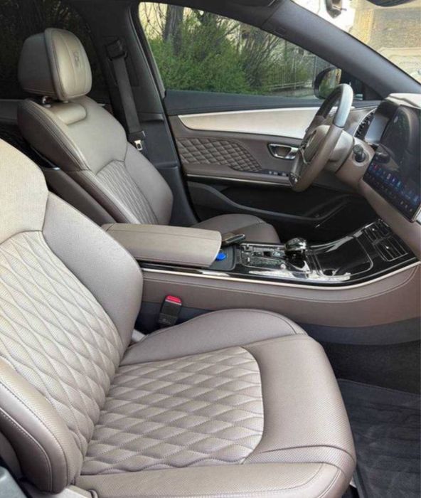 Продаётся BYD HAN smart 2025