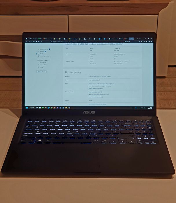 Laptop Asus Vivobook R1500E 15.6 FHD i3 1115G4 16Gb DDR4 Ram  250Gbm.2