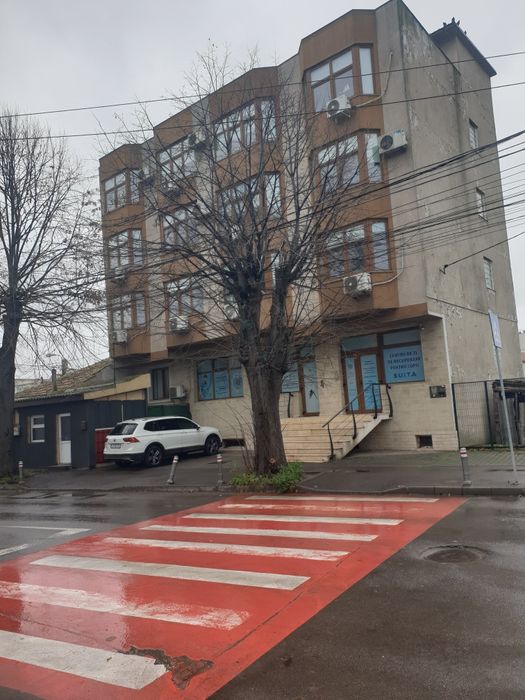 Clădire de închiriat zona Trocadero - Tomis  D-P-3Et 6900 euro