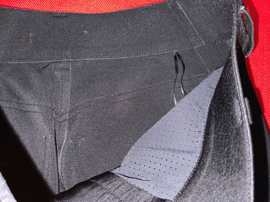 Louis Vuitton-оригинален панталон размер s