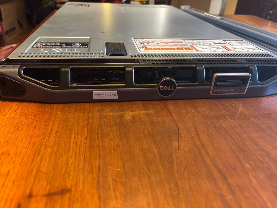 Server Dell R630, 2 x E5-2698 v4, 40 Core, 80 vCPU, 256 GB DDR4 ECC,  8xSAS 1.2 TB