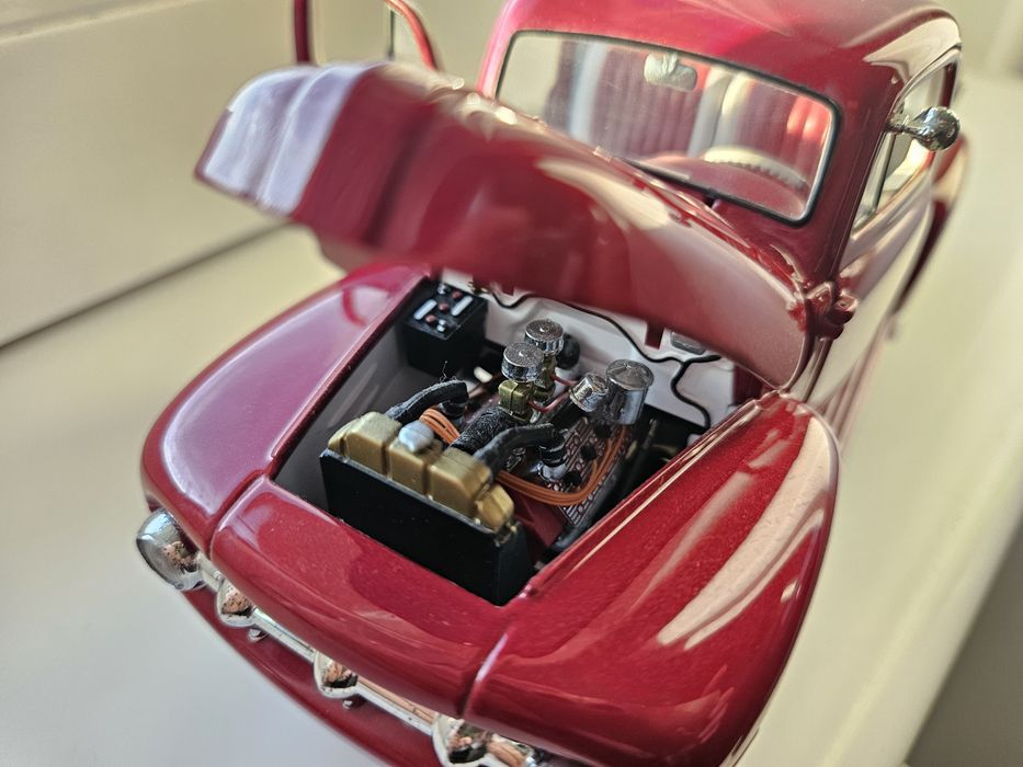 Danbury Mint scara 1/24 Ford F150 Custom