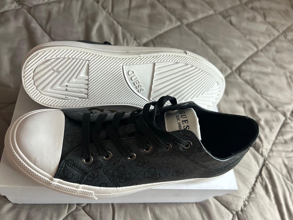 Кецове на GUESS  44 номер